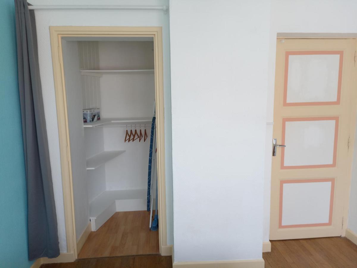 Appartement Paisible - Coeur De Ville ル・クルーゾ エクステリア 写真